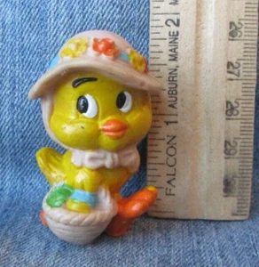 Vintage W. Berrie 2" PVC Collectible Easter Figure Chick with Easter Basket SML2 - Picture 1 of 2