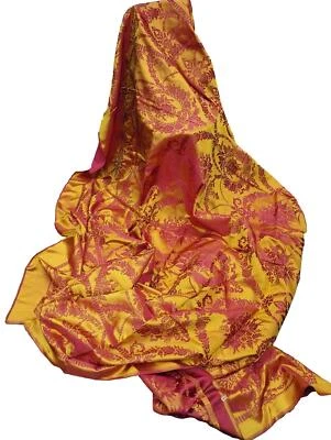 COUVRE-LIT ANCIEN DE MARIAGE. DAMAS EN SOIE OU VISCOSE. ESPAGNE. 19E-20E SIÈCLE - Photo 1/4