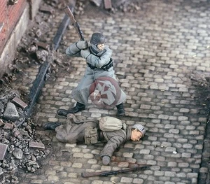 Verlinden 1/35 "Out of Ammo" German and Russian Soldiers WWII (2 Figures) 2253 - Picture 1 of 1
