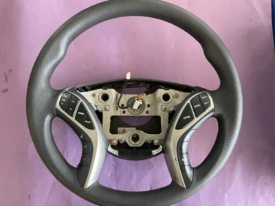 Interruptor de control de crucero del volante Hyundai Elantra 2015 OEM 561103Y906RY Foto 1 de 4