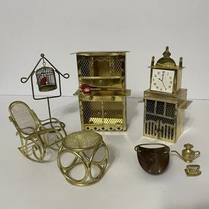 Casa de Muñecas 1:12 Lote de 8 Muebles Metal Latón Reloj Pajarera Mecedora - Imagen 1 de 15