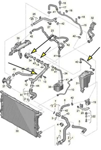 Tubo radiatore tubo refrigerante 03L121071C / 03L121132A Audi A4 2.0 TDI - Foto 1 di 7