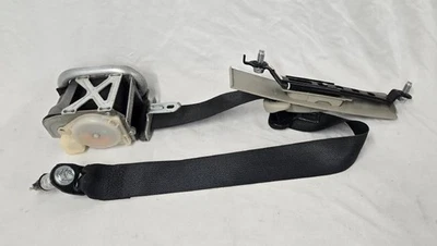 2011-2014 Nissan Maxima Front Left Driver Seat Belt Retractor Black OEM - Imagem 1 de 4