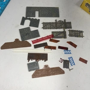 Spur N Zaune und Verschiedenes  - Bild 1 von 5