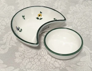2 x Gmundner Keramik Bowls • Alpine Flowers Crescent & Green Rim Dip Bowl Lot #1 - Picture 1 of 7
