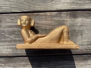 Scultura statuina Chacmool Maya azteca ceramica vintage - circa 6"L - Foto 1 di 10