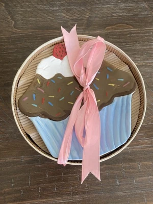 4 Boston Warehouse Trading Corp Plato Cerámico en Forma de Cupcake 6.5" Caja Original Foto 1 de 4