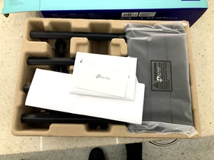 TP-Link AC1900 Dual-Band Wi-Fi Router, 600 Mbps at 2.4 GHz + 1300 Mbps at 5 G... - Picture 1 of 2