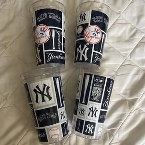 Set of 4 MLB New York Yankees Souvenir Plastic 26 Oz Beverage Cup Stadium 2025 - Picture 1 of 4