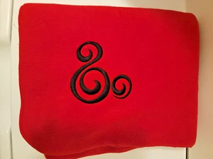 Soft Embroidered Swirl Mickey Red Fleece Blanket NEW - Picture 1 of 4