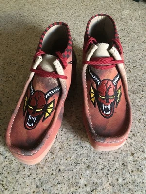 Raro Clarks Originals Wallabee Evo Stranger Things The Upside Down Para hombres Talla 10 Foto 1 de 4