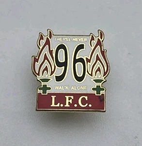 LIVERPOOL REMEMBERANCE PIN BADGE - Picture 1 of 2
