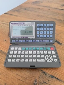 Olivetti D1010 elektronisches Notizbuch persönlicher Organizer PDA Taschenrechner inkl. Handbuch - Bild 1 von 8