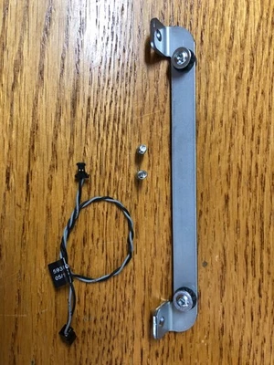 iMac Hard Drive Bracket and Screws / HD Sensor Set - Image 1 of 4