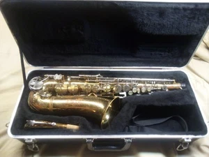 1976 King Model 613 Eb Alto Sax - Picture 1 of 22