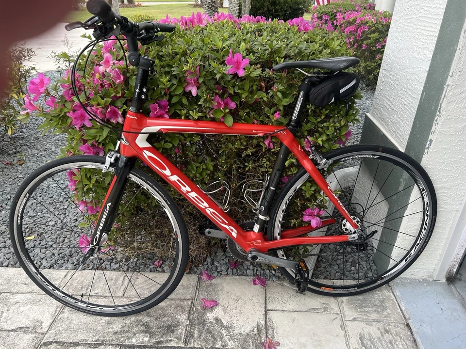 Orbea Onix Carbon Fiber Road Bicycle - Image 1 of 3