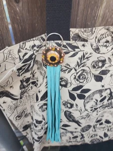 Schlüsselanhänger Sonnenblumenliebhaber Western Leder Quaste Fransen Taschenanhänger - Bild 1 von 4