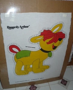 RAGGEDY ARTHUR ANN & ANDY'S DOG 1978 BOBBS MERILL CO KISSEN MONTIERT ZUM AUSSTELLEN - Bild 1 von 1