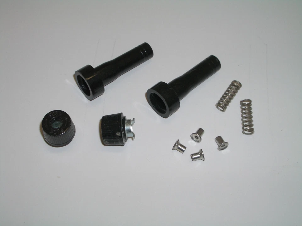 BUSSMANN INLINE 1/4" x 1-1/4" UNIVERSAL AGC FUSE HOLDER 2PC SET - Image 1 of 1