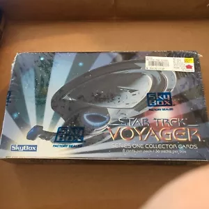 Skybox Star Trek Voyager Series One 1995 Wax Pack Box 36 Packs Holographic Doc ? - Picture 1 of 1