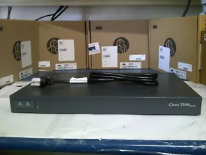 CISCO 2522 router. 90 Day's warranty Real time listing. - Picture 1 of 4