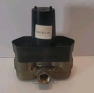 Grohe 34124000 Hot And Cold Water Mixing Valve 3/4npt New (No Box) - Foto 1 di 7