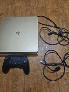 Sony PlayStation 4 Slim 1TB (CUH-2015B) - Limited Edition Gold - Afbeelding 1 van 13
