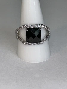 Größe 10 ENTWINED DESIRE schwarzer Onyx CZ Ring auf HÄMATIT ungezähmte Bombe Party NEU! - Bild 1 von 3