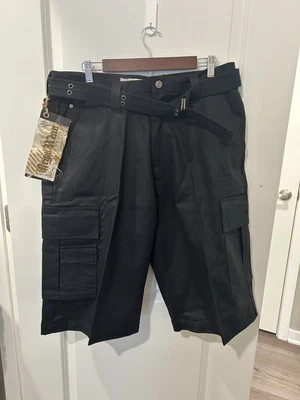 NUEVO CON ETIQUETAS - Pantalones Cortos Carga Regal Wear Negros con Cinturón - Para Hombre Talla 36x14 (50) Foto 1 de 4