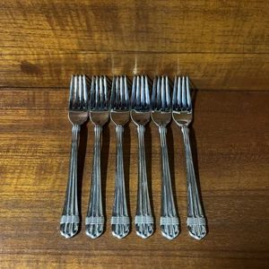 Hampton Silversmiths ODYSSEY Salad Forks Set Of 4 18/10 Stainless Flatware 7 1/4 - Picture 1 of 7
