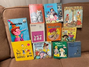 Lot of 11 Vintage Childrens Books - Bild 1 von 1