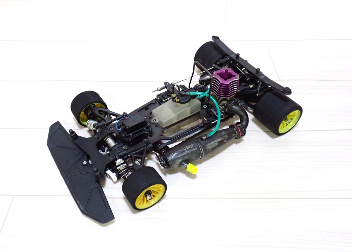 SERPENTサーパント 1/8 VECTORベクター エンジンカー フルセット SERPENTサーパント 1/8 VECTORベクター エンジンカー フルセット