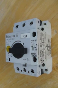 MOELLER PKZM0-6.3 CIRCUIT BREAKER MOTOR PROTECTOR & NHI21-PKZ0 - Picture 1 of 2