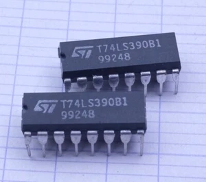 2x STMicroelectronics T74LS390B1 circuit electronique DIP 16. Prix pour 2 pièce. - Foto 1 di 3
