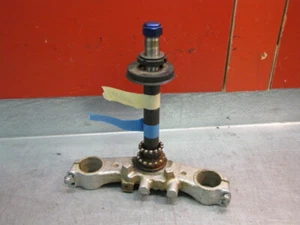 SUZUKI SV650 2002 T-STUK TRIPPLE TREE 51410-20F30 - Bild 1 von 1