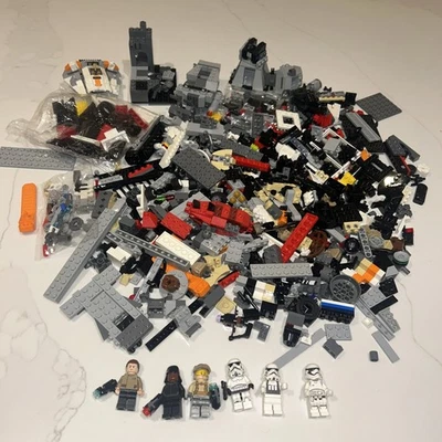 Genuine Lego Star Wars  Bundle 7 (1kg  Mixed Bricks Parts Pieces+ 6 Figures) - Image 1 of 4