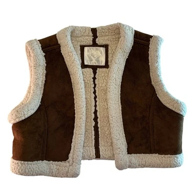 Justice Store Girl's Vest Suede & Fur Trim Brown Size 12 - Image 1 of 4