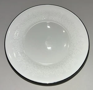 Set of SEVEN Wedgwood Silver Ermine 6” Bread & Butter Plates White - Picture 1 of 5