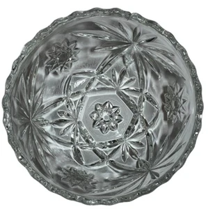Vintage Star of David Glass Dish in Excellent Used Condition 5-1/4” x 2-1/4” - Picture 1 of 5