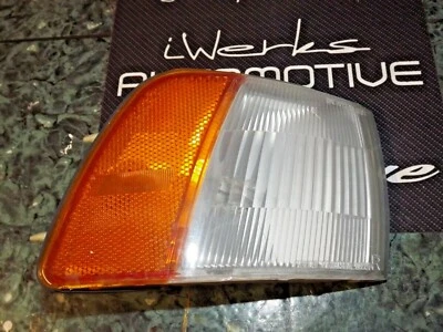89-94 USDM OEM Mitsubishi Galant Luz Esquinera Delantera Conjunto Lámpara 216-37567 R FR Foto 1 de 4