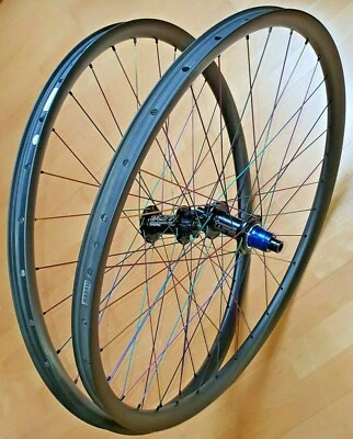 Laufradsatz UL25/UL24 💥 RAINBOW 💥 OILSLICK TUNE King Kong 28" 29" XC Gravel - Bild 1 von 4