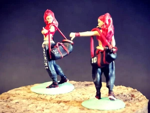 1/64 Tu Novia Linda Chica Punk Impresión 3D Figuras JUGUETE Ajuste 1:64 Coche Diorama - Imagen 1 de 10