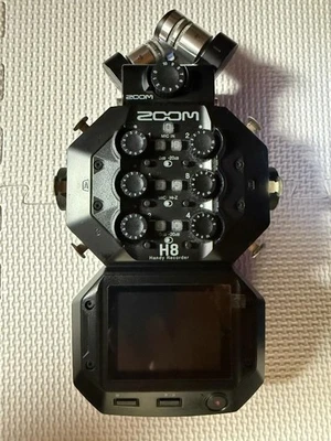 ZOOM H8 Handy Recorder Podcast Field Recorder 8 Channels Black Audio Interface - Image 1 of 2