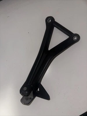 17-21 Ducati Supersport S 939 OEM Pasajero Pie Soporte Lado Izquierdo Foto 1 de 4