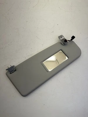 Оригинальный передний правый солнцезащитный козырек для Volkswagen Jetta Sportwagen 2010-2014 годов выпуска. - Изображение 1 из 4