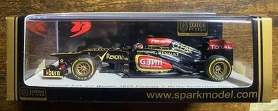 Spark 1/43 Kimi Raikkonen Lotus E21 2013 Black Gold Mini Car with Display Case - Image 1 of 2
