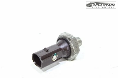 Interruptor sensor de presión de aceite del motor Volkswagen Tiguan 2018-2024 2,0 L L4 OEM Foto 1 de 4