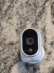 Netgear Arlo VMC3030 Add-On Wireless Security Camera & Mount Only No Batteries - Picture 1 of 8