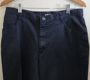 Women's Lee Black Performance Khaki Capris, 5 Pocket Straight Leg Size 16 Medium - Picture 1 of 8