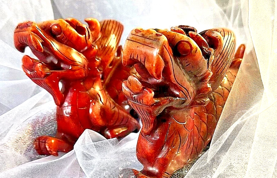 Fino Chino Grueso Tallado a Mano Rojo Sangre Foo Dog en Jade Foto 1 de 4